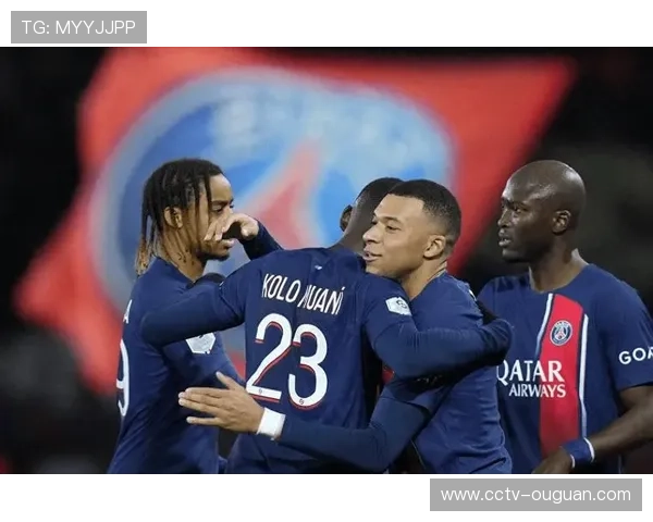 巴黎右路连线冲击摩纳哥临时后防，维蒂尼亚858次传球领跑全欧