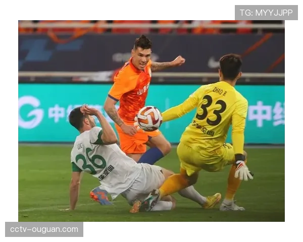 山东泰山可能多打高位逼抢战术，用进攻弥补防守短板